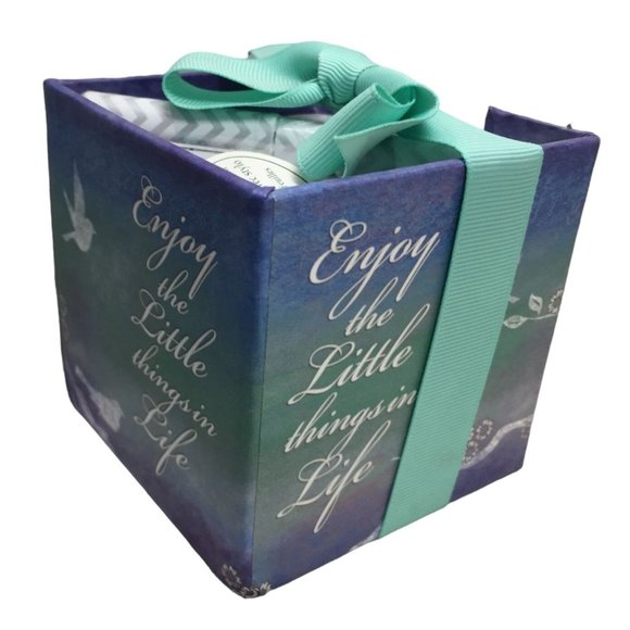 "Enjoy the Little Things in Life "  Lady Jane Memo Cube with Pen and Bright Gift - Picture 5 of 7